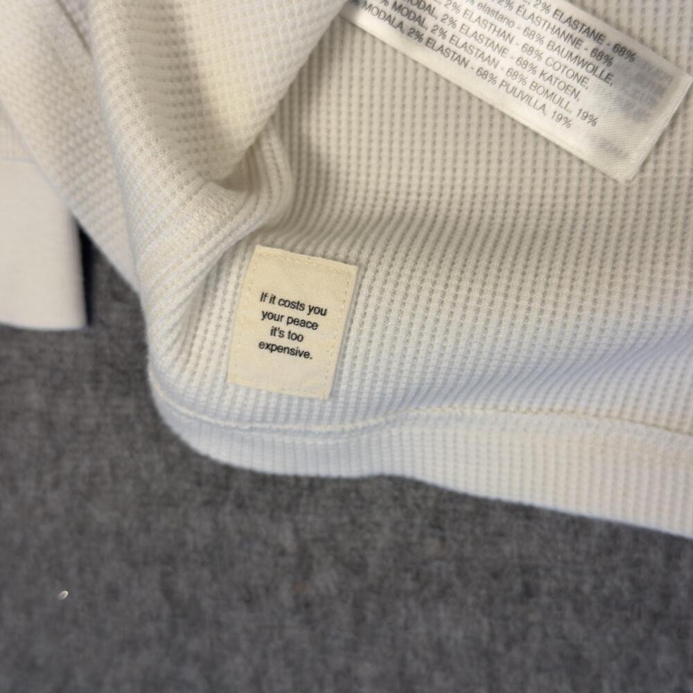 Vuori Shirt Mens XL White Long Sleeve Waffle Thermal Crewneck Base Layer V176 - Picture 3 of 10